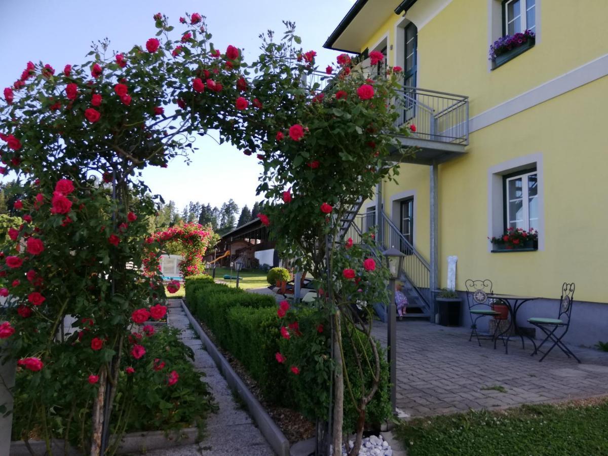 Erlebnisbauernhof Steinerhof In Kaernten Liebenfels Eksteriør bilde